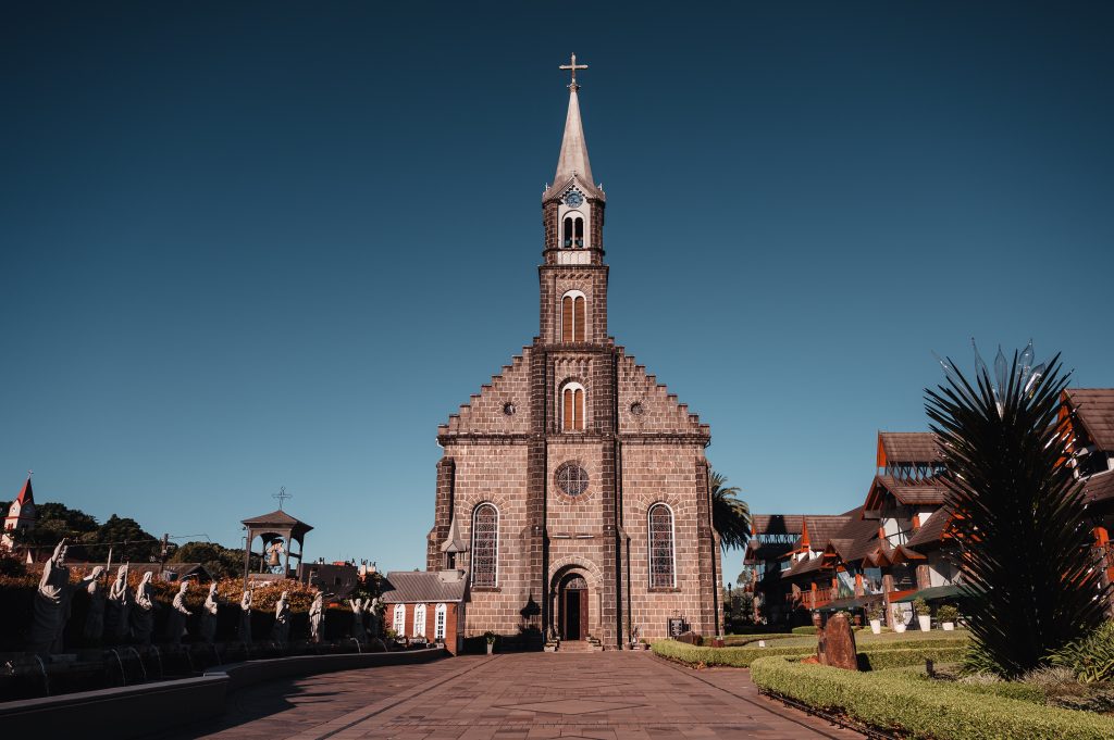 Gramado: Qualidade de vida, segurança e natureza.